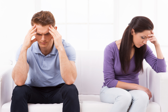 Pareja que decide divorciarse de común acuerdo con una petición conjunta en San José